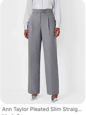 Ann Taylor Gray Straight-Leg Pleated Dress Pants